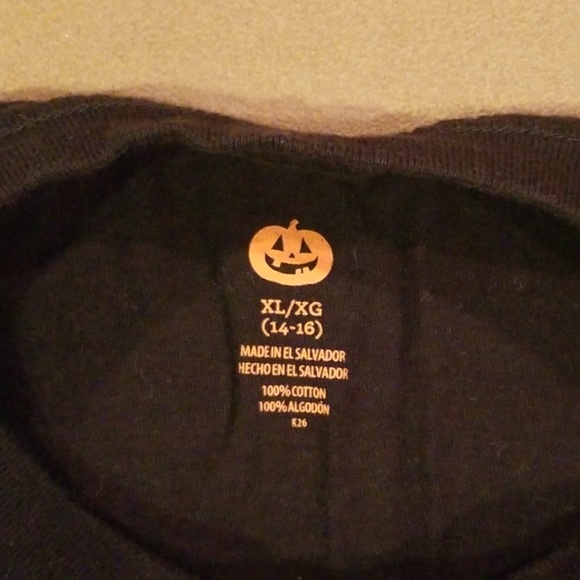 Jack-o-lantern tshirt - Picture 4 of 6